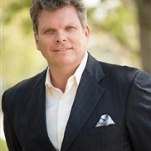 Brian Reagan board-certified labiaplasty surgeon