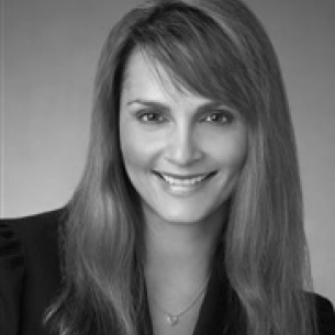 Sabrina Lahiri board-certified labiaplasty surgeon