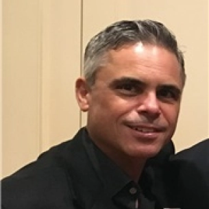 Victor Schingo board-certified labiaplasty surgeon