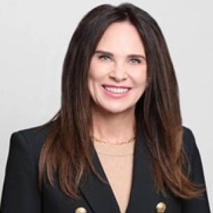 Tiffany McCormack board-certified labiaplasty surgeon