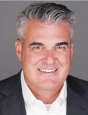 Steven Warnock board-certified labiaplasty surgeon
