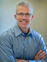 Mark Elliott board-certified labiaplasty surgeon