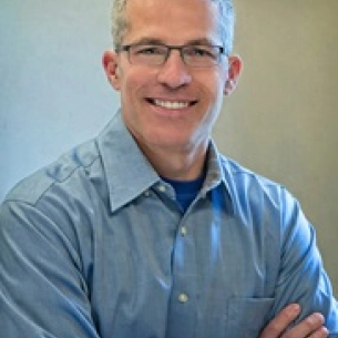 Mark Elliott board-certified labiaplasty surgeon
