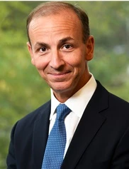 Andrew Schneider board-certified labiaplasty surgeon