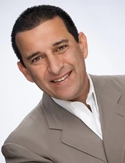 Florencio Gonzalez board-certified labiaplasty surgeon
