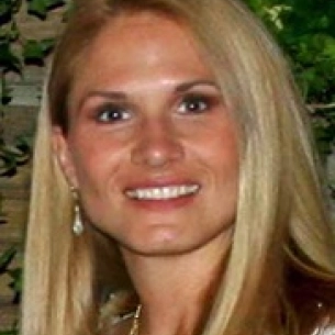 Daniela Rodriguez board-certified labiaplasty surgeon