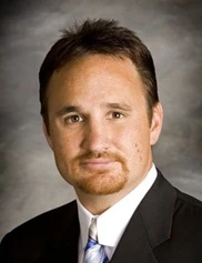 Troy Andreasen board-certified labiaplasty surgeon