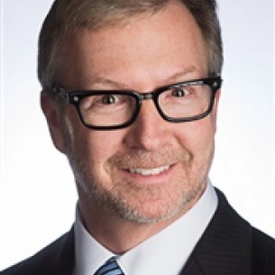 Gregory Swank board-certified labiaplasty surgeon
