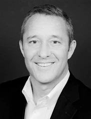 Shaun Parson board-certified labiaplasty surgeon