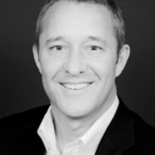 Shaun Parson board-certified labiaplasty surgeon