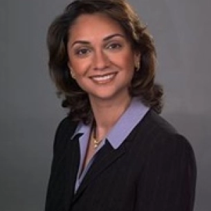 Vaishali Doolabh board-certified labiaplasty surgeon