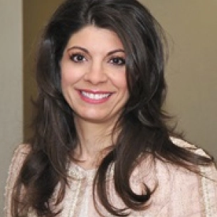 Dina Eliopoulos board-certified labiaplasty surgeon