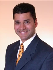 Pravin Puri board-certified labiaplasty surgeon