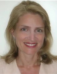 Olivia Hutchinson board-certified labiaplasty surgeon