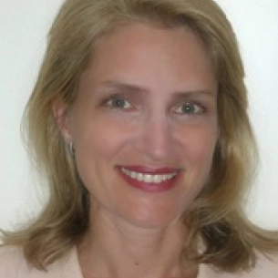 Olivia Hutchinson board-certified labiaplasty surgeon