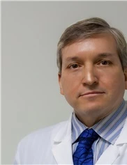 Jorge Latoni board-certified labiaplasty surgeon