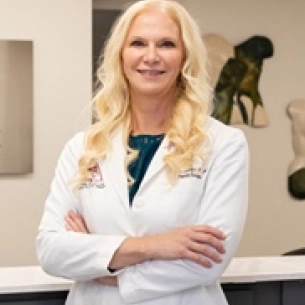 Jocelyn Leveque board-certified labiaplasty surgeon