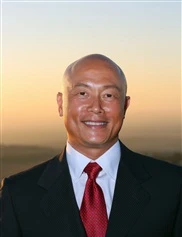 Thanh Nguyen board-certified labiaplasty surgeon