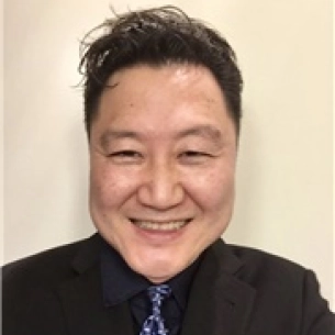 Dennis Bang board-certified labiaplasty surgeon
