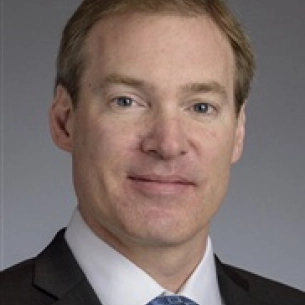 Philip Straka board-certified labiaplasty surgeon