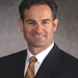 Konstantinos Lekkas board-certified labiaplasty surgeon