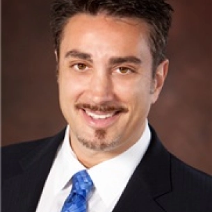 Louis DeLuca board-certified labiaplasty surgeon