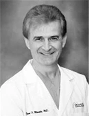 Evan Manolis board-certified labiaplasty surgeon