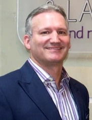 S. Darrell Lee board-certified labiaplasty surgeon