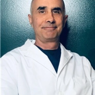 Vikram Zadoo board-certified labiaplasty surgeon
