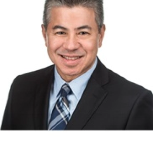 Kenty Sian board-certified labiaplasty surgeon