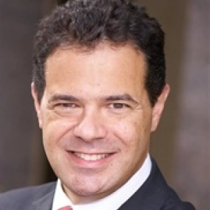 Gary Berger board-certified labiaplasty surgeon