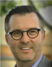 Brian Kobienia board-certified labiaplasty surgeon