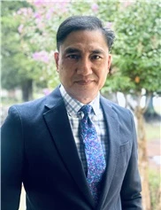 Roberto Lachica board-certified labiaplasty surgeon