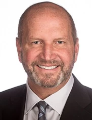 Thomas Crabtree board-certified labiaplasty surgeon