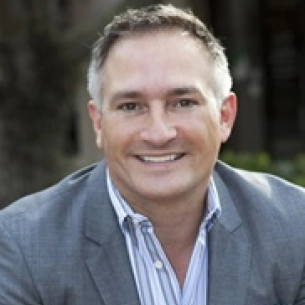 Kent Hasen board-certified labiaplasty surgeon