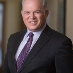 Robert Frank board-certified labiaplasty surgeon