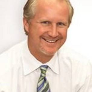 Todd Van Ye board-certified labiaplasty surgeon