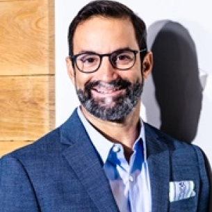 Jeffrey Ridha board-certified labiaplasty surgeon