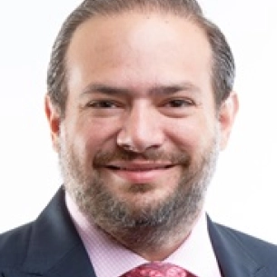 Frank Agullo board-certified labiaplasty surgeon