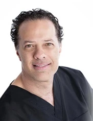 Stuart Linder board-certified labiaplasty surgeon