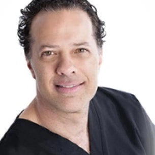Stuart Linder board-certified labiaplasty surgeon