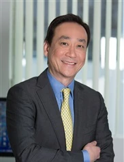 Charles Lee board-certified labiaplasty surgeon