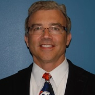 Steven Schmidt board-certified labiaplasty surgeon