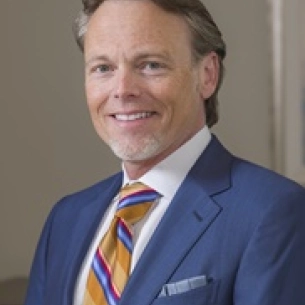 Frank DellaCroce board-certified labiaplasty surgeon