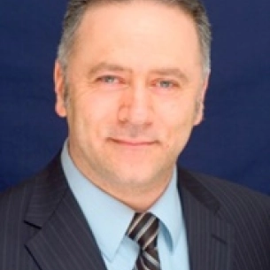 Richard Simman board-certified labiaplasty surgeon