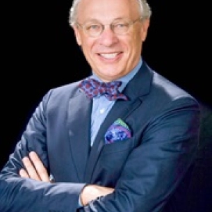 Zoran Potparic board-certified labiaplasty surgeon