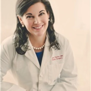 Anne Taylor board-certified labiaplasty surgeon