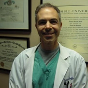 Thomas Steffe board-certified labiaplasty surgeon
