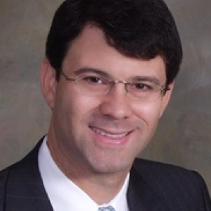 Steven Fern board-certified labiaplasty surgeon