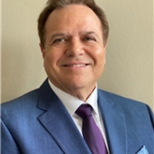 Juan Escobar board-certified labiaplasty surgeon